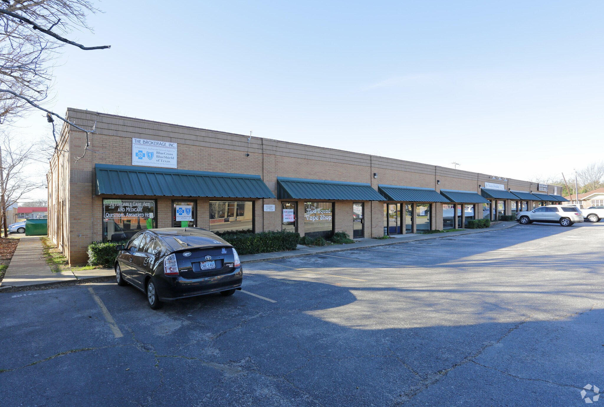 190 W Main St, Lewisville, TX à louer Photo du bâtiment- Image 1 de 6