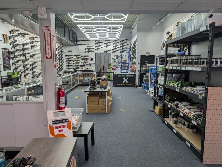 10 Wyman Rd, Waterloo, ON à louer - Photo intérieure - Image 3 de 4