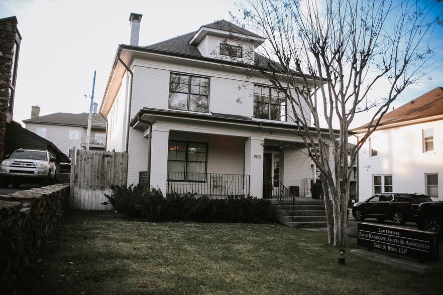 1913 21st Ave S, Nashville, TN à vendre - Photo du bâtiment - Image 1 de 7