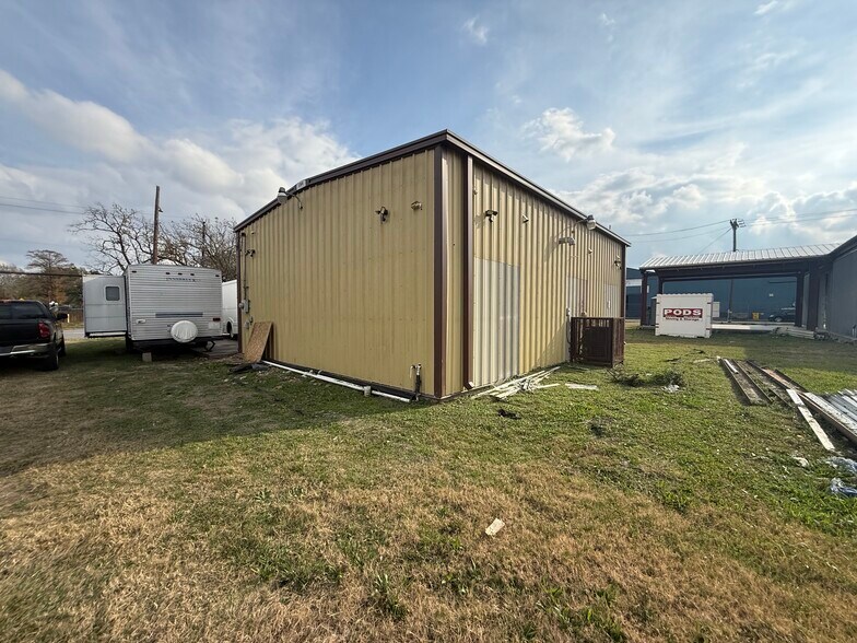 5914 Cullen Blvd, Houston, TX à louer - Photo du bâtiment - Image 3 de 9