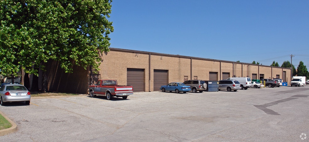 1000 Cornell Pky, Oklahoma City, OK for lease - Building Photo - Image 3 of 18