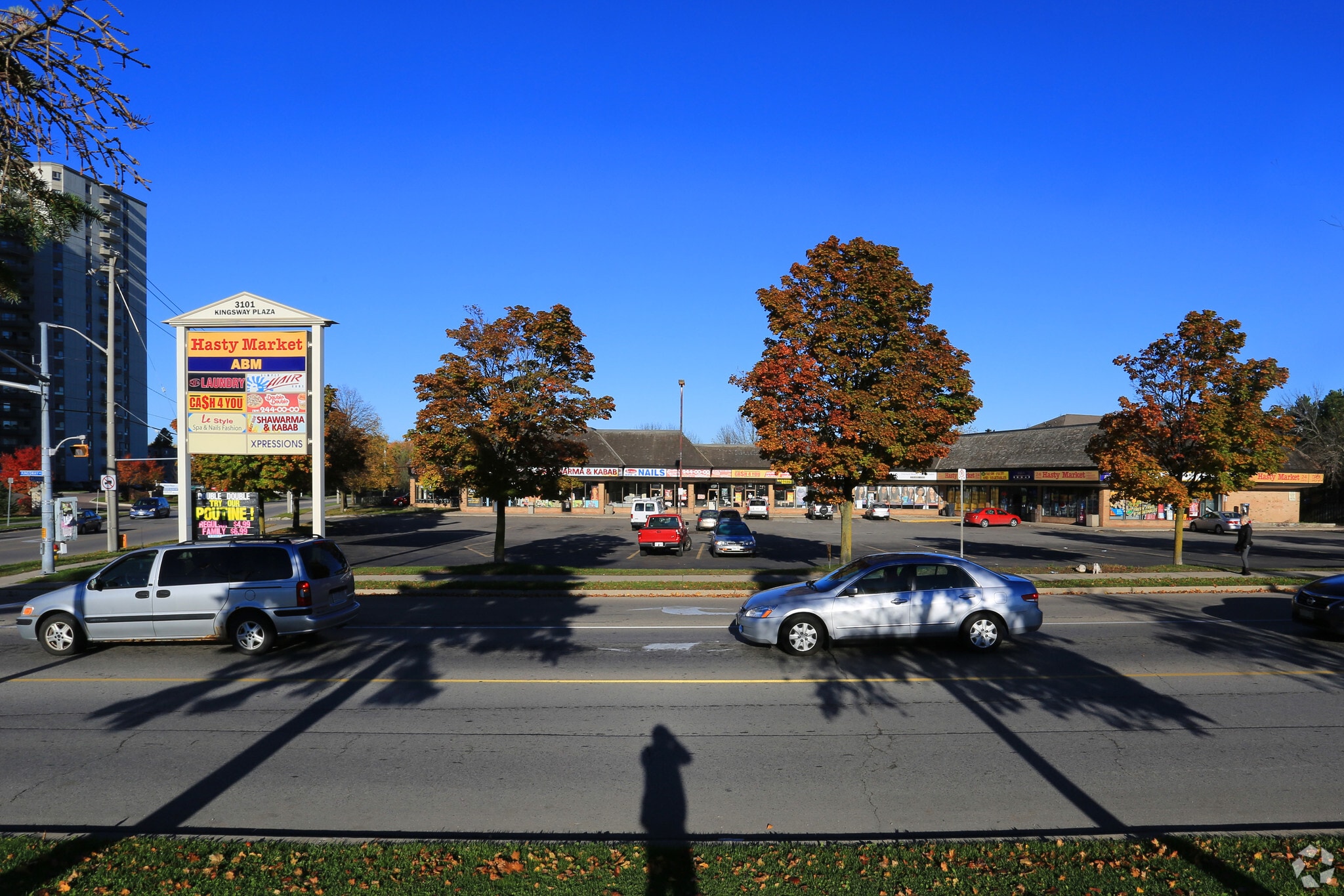 3101 Kingsway Dr, Kitchener, ON for sale Primary Photo- Image 1 of 1