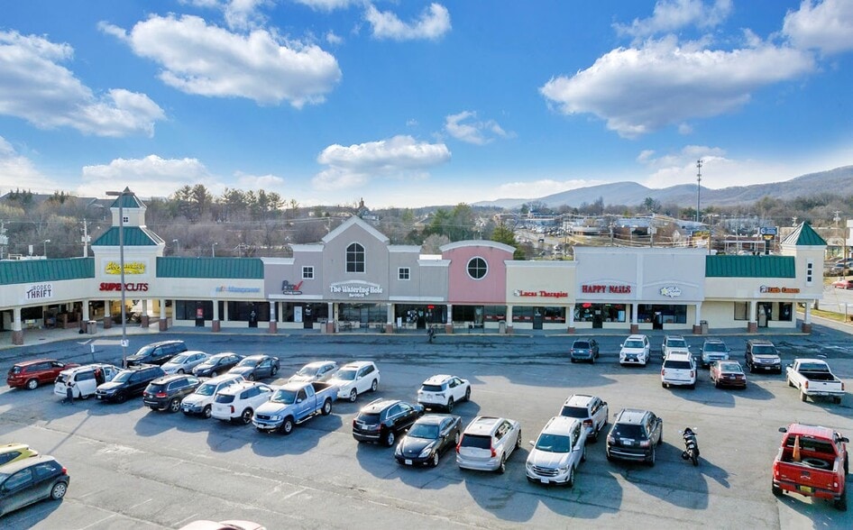 7208-7234 Williamson Rd, Roanoke, VA for sale - Building Photo - Image 2 of 8