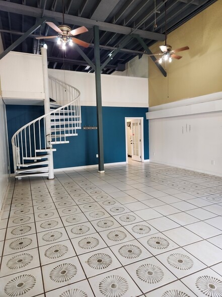 810 Haiku Rd, Haiku, HI for lease - Building Photo - Image 3 of 16