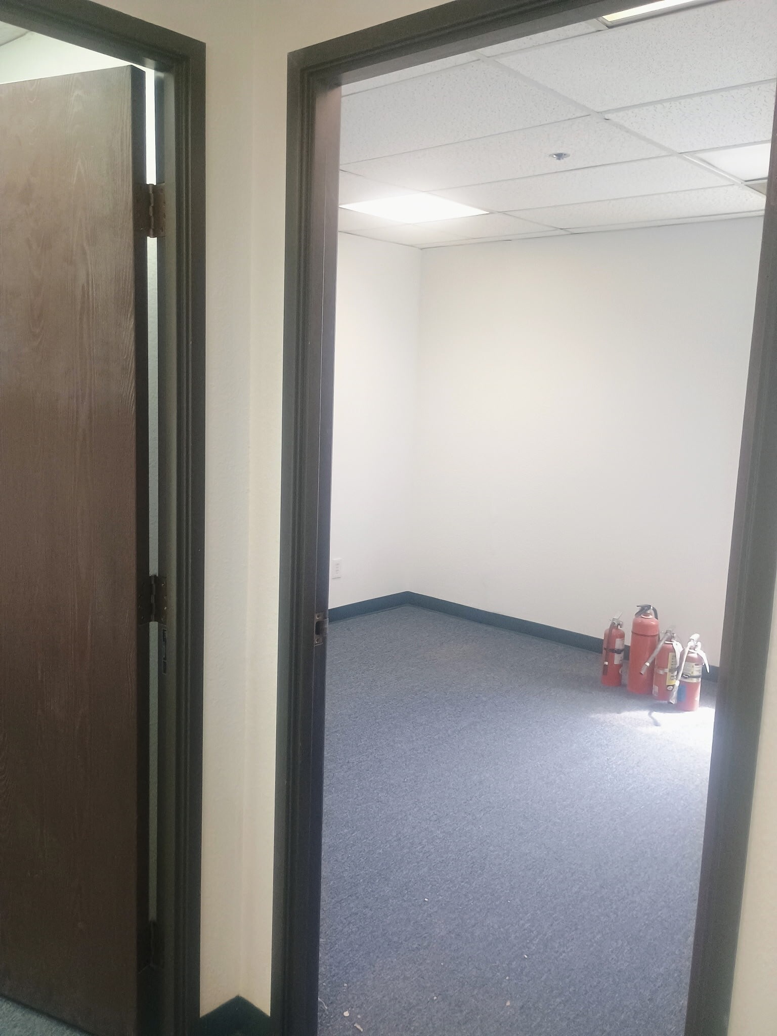 960 Los Vallecitos Blvd, San Marcos, CA for lease Interior Photo- Image 1 of 9