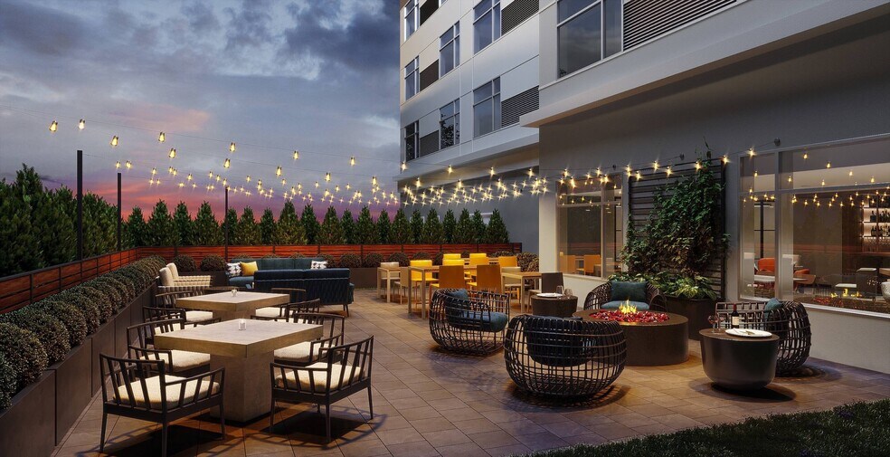 407 Airport Blvd, Pensacola, FL à vendre - Photo du bâtiment - Image 2 de 6