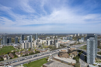 2001 Sheppard Ave E, Toronto, ON - AÉRIEN  Vue de la carte