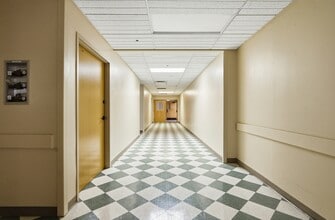2400 Trawood Dr, El Paso, TX for lease Interior Photo- Image 2 of 25