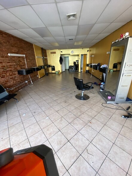 1450 E Gun Hill Rd, Bronx, NY for lease - Building Photo - Image 3 of 6