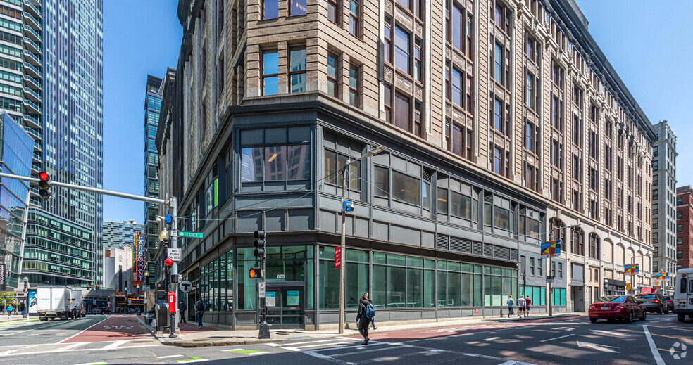 600 Washington St, Boston, MA for lease - Building Photo - Image 2 of 5