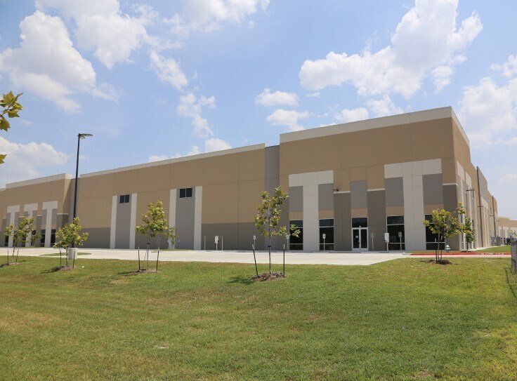 Highway 90, Houston, TX for lease Building Photo- Image 1 of 7