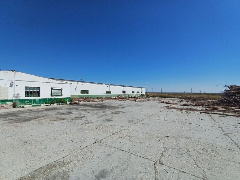 Industrial in Escarabajosa de Cabezas, Segovia for sale - Building Photo - Image 3 of 7