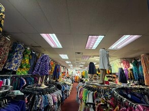 49 S 4th Ave, Mount Vernon, NY for lease Interior Photo- Image 2 of 6