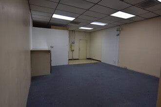 601 Mobil Ave, Camarillo, CA à louer Photo intérieure- Image 2 de 3