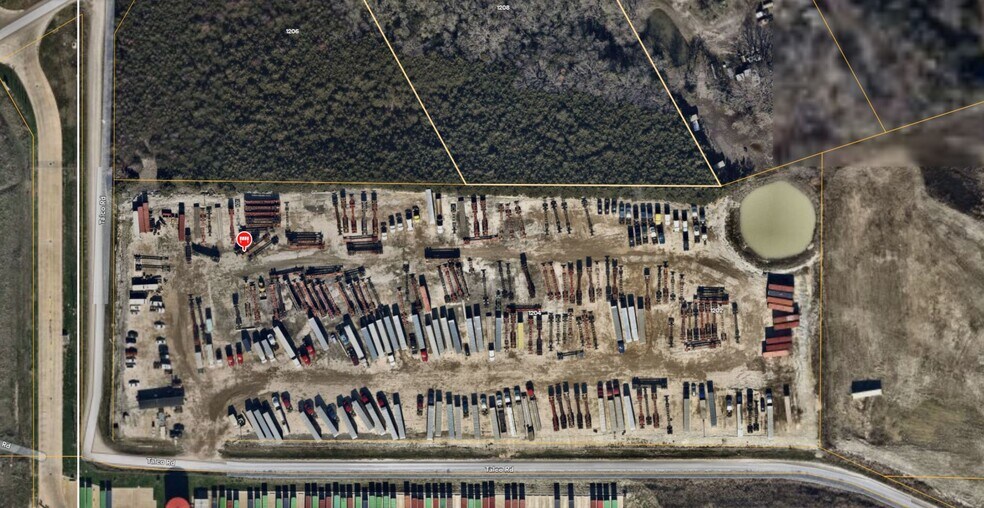 1202 W Wintergreen Rd, Lancaster, TX à vendre - Photo du bâtiment - Image 1 de 4