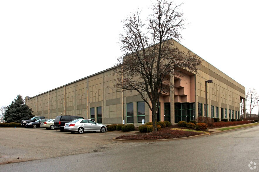 12500 Westport Rd, Louisville, KY à louer - Photo du bâtiment - Image 3 de 6