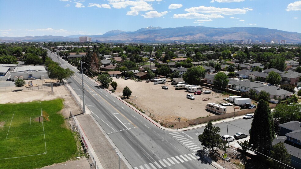 2101 Sullivan Ln, Sparks, NV à vendre - Aérien - Image 2 de 4