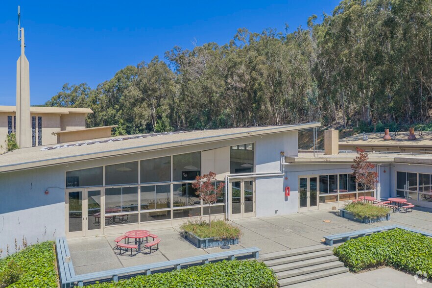 3500 Mountain Blvd, Oakland, CA à louer - Photo du bâtiment - Image 2 de 15