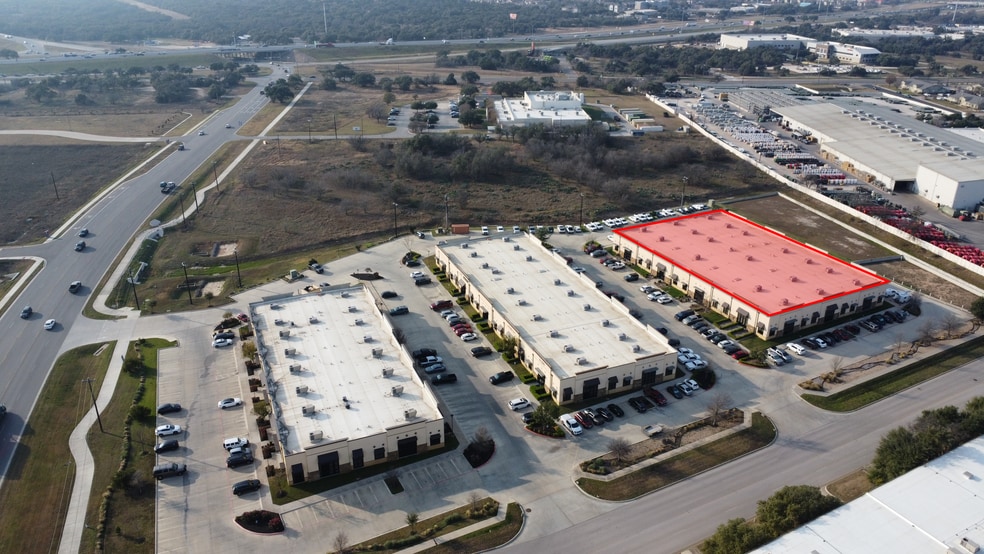 295 SE Inner Loop, Georgetown, TX à louer - Photo du bâtiment - Image 2 de 5