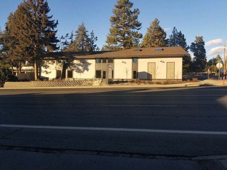 1013 NE 10th St, Bend, OR for sale - Building Photo - Image 1 of 1