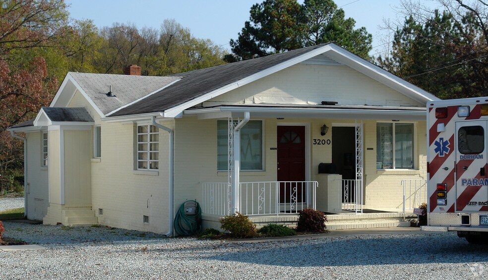 3200 Guess Rd, Durham, NC for sale - Building Photo - Image 2 of 2