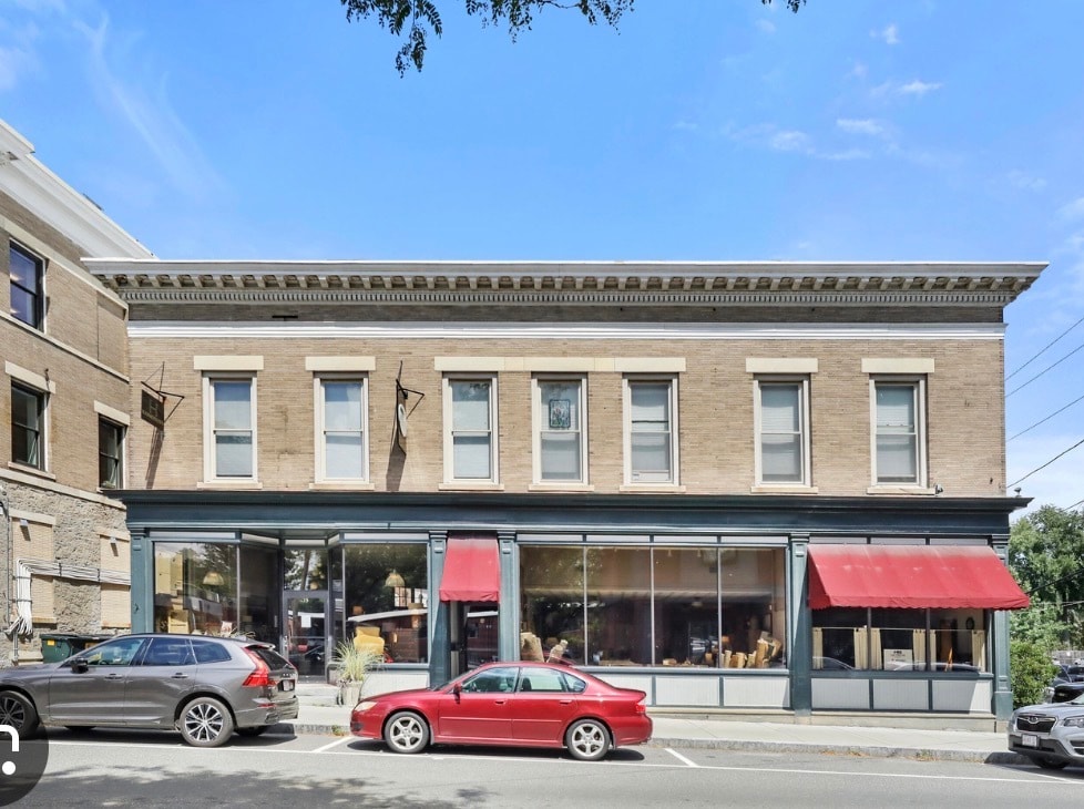 15 Bridge St, Great Barrington, MA for lease Interior Photo- Image 1 of 5