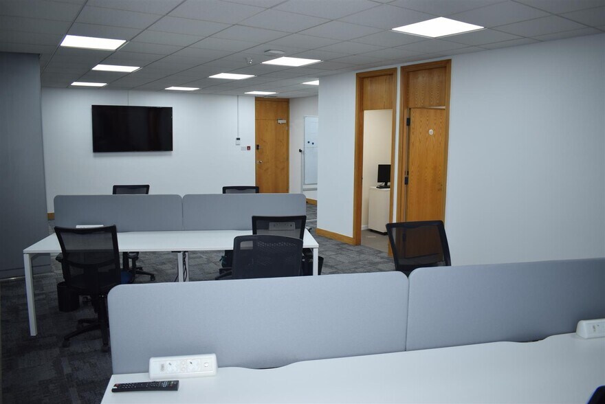 Admirals Way, Londres à louer - Photo du bâtiment - Image 3 de 10