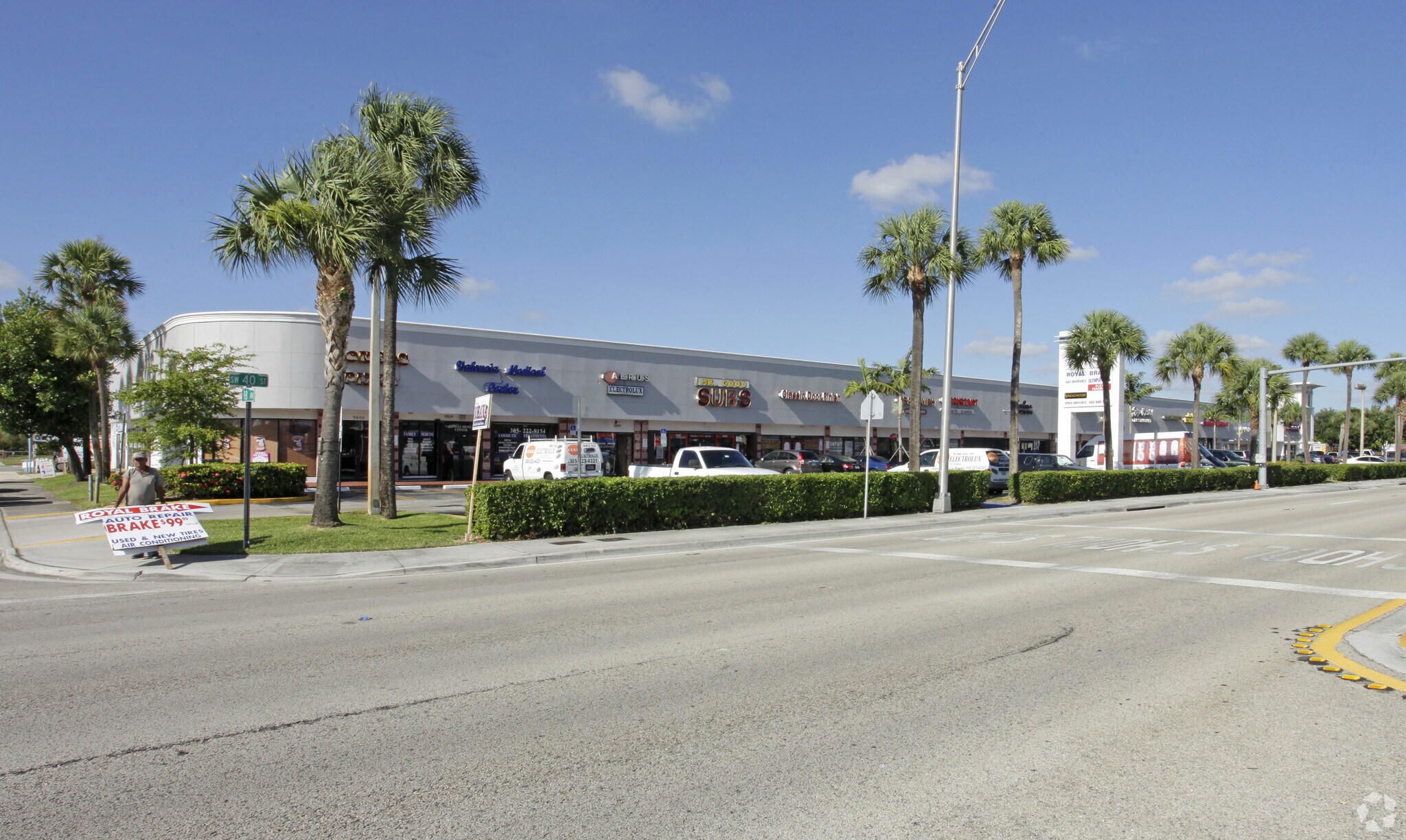 9800-9884 SW 40th St, Miami, FL for lease Primary Photo- Image 1 of 8