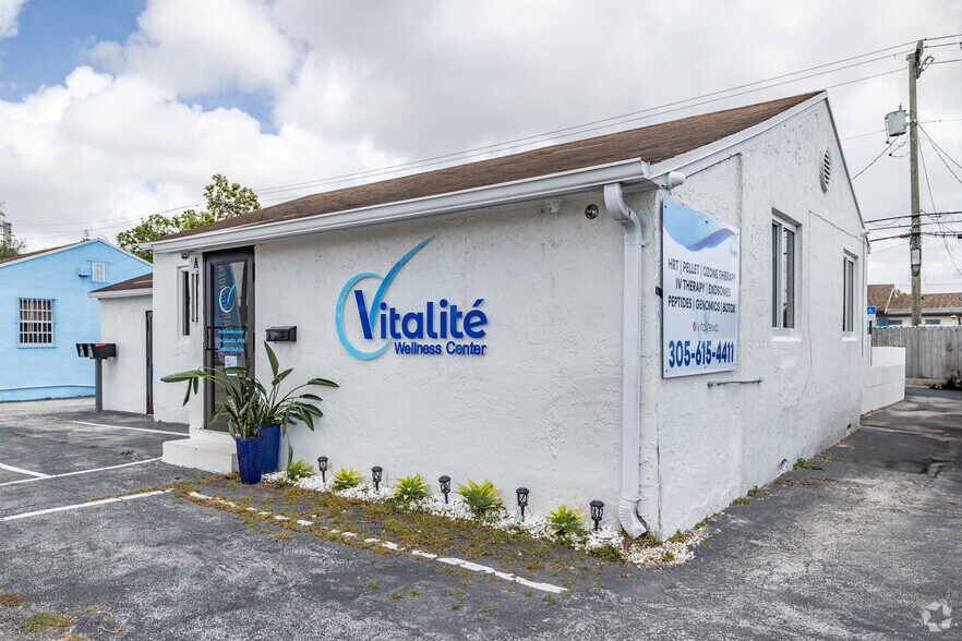 6443 Bird Rd, Miami, FL à vendre - Photo du bâtiment - Image 3 de 22