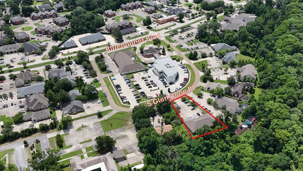 10512 S Glenstone Pl, Baton Rouge, LA à louer - Photo du bâtiment - Image 3 de 5