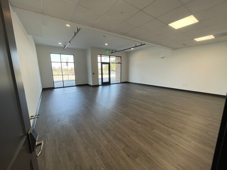 10510 Kings Way Rd, Fishers, IN à louer - Photo intérieure - Image 2 de 11