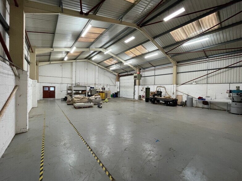 Hollom Down, Salisbury à louer - Photo du bâtiment - Image 2 de 3