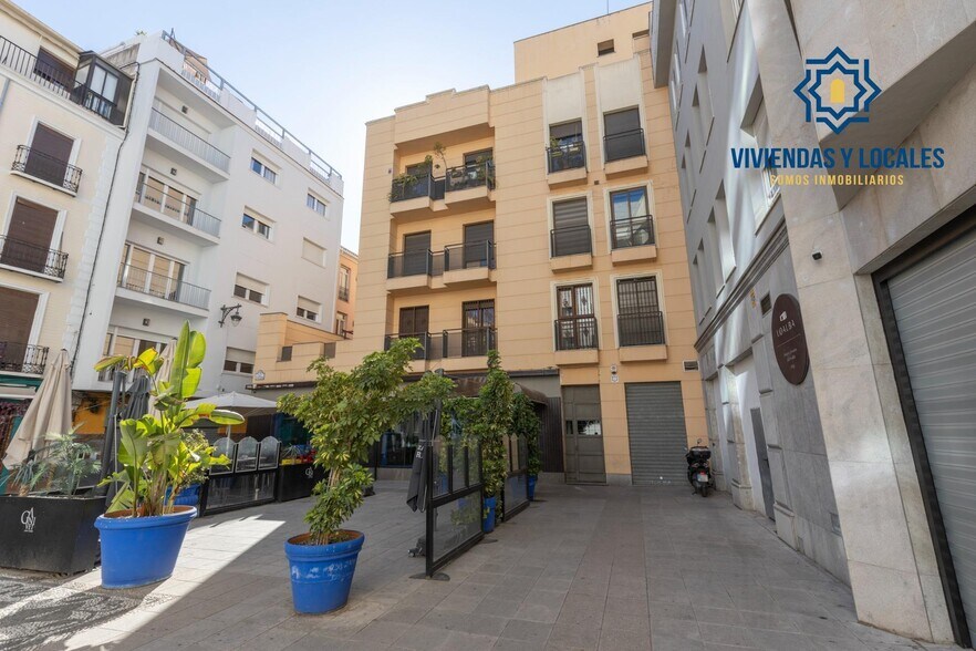 Calle Ángel Ganivet, 13, Granada, Granada for sale - Building Photo - Image 2 of 50