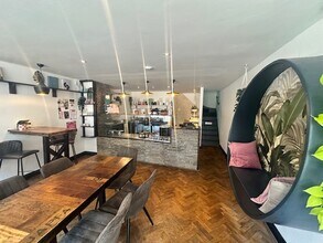 129 Fortess Rd, London for lease Interior Photo- Image 2 of 5