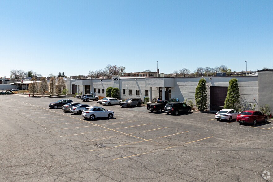 525 Main St, Belleville, NJ à louer - Photo du bâtiment - Image 3 de 15