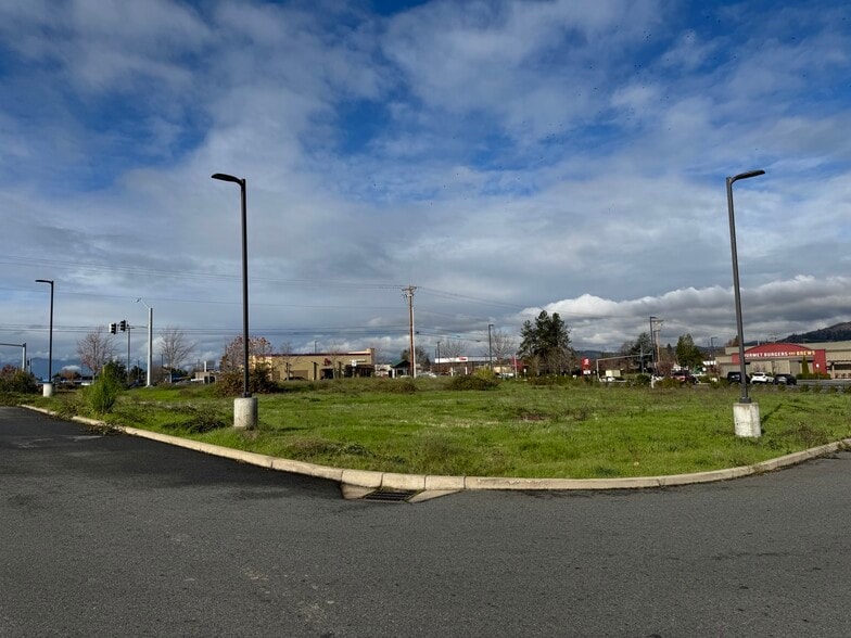 1575 Allen Creek Rd, Grants Pass, OR for sale - Other - Image 1 of 3