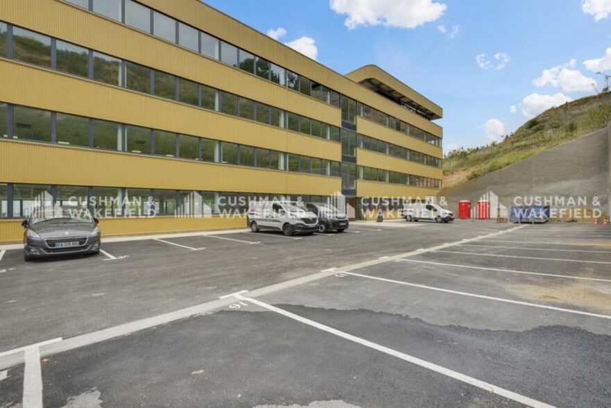 660 Chemin Du Littoral, Marseille à vendre - Photo du bâtiment - Image 1 de 14
