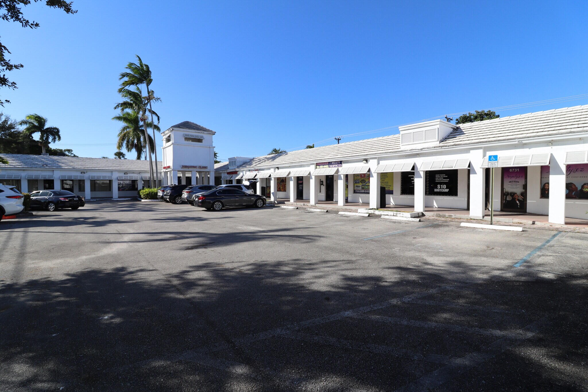6731-6765 Sunset Strip, Sunrise, FL à vendre Photo du bâtiment- Image 1 de 31