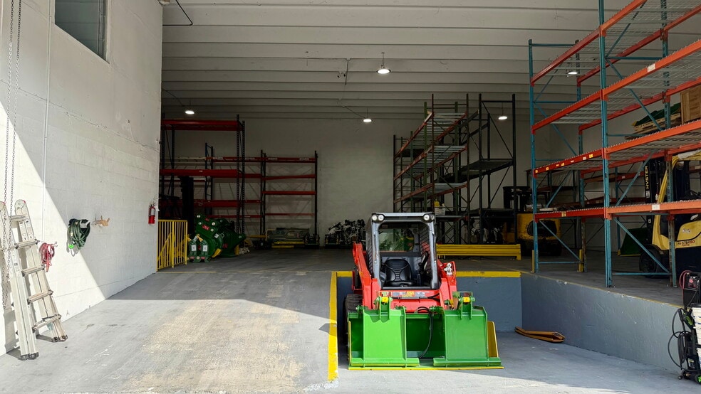 8001-8007 NW 29th St, Doral, FL for lease - Building Photo - Image 2 of 23