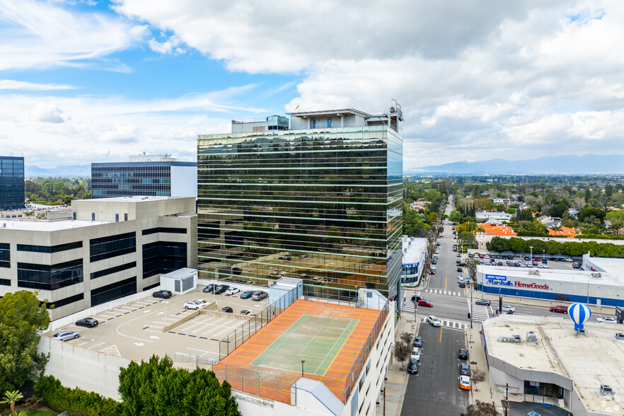 16000 Ventura Blvd, Encino, CA à louer - Photo du b timent - Image 3 de 11