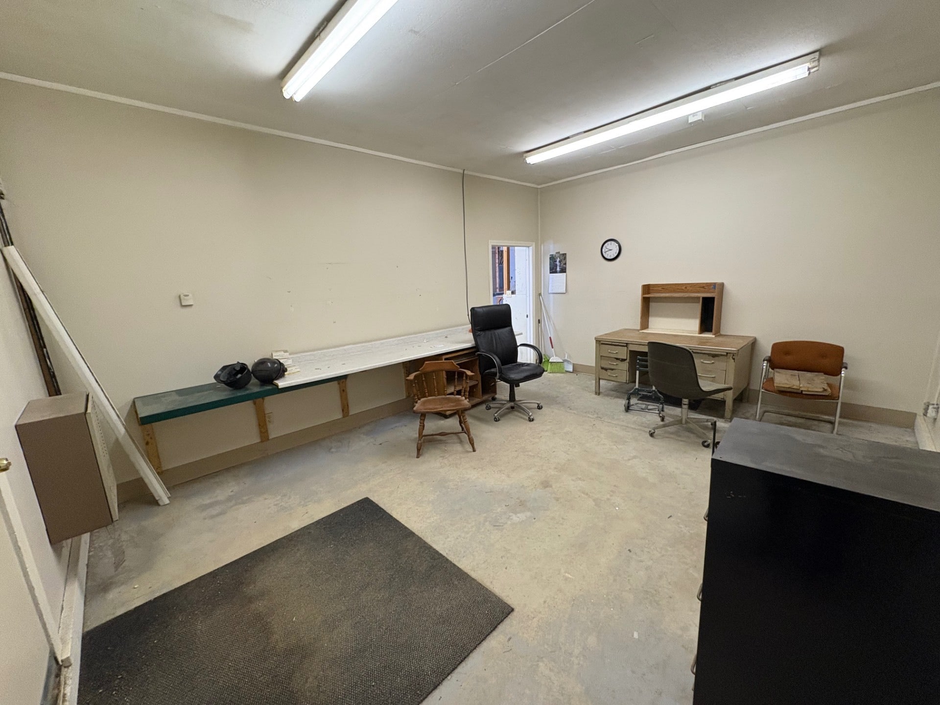 41 Maine St, New Gloucester, ME for lease Interior Photo- Image 1 of 12