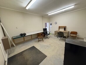 41 Maine St, New Gloucester, ME for lease Interior Photo- Image 1 of 12