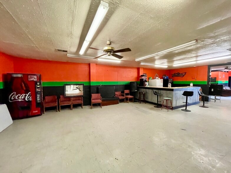 1799 E 21st St, Merced, CA for sale - Building Photo - Image 3 of 52