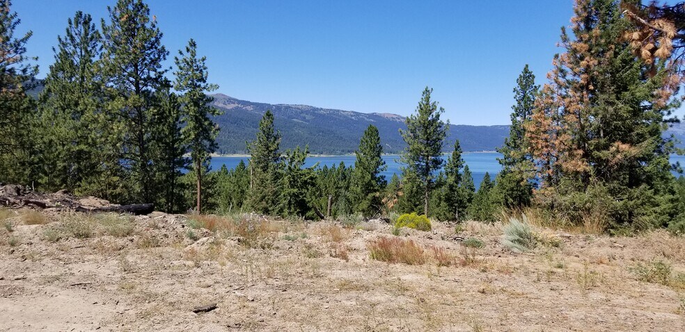 Lakeshore Drive, Cascade, ID à vendre - Photo du bâtiment - Image 3 de 3
