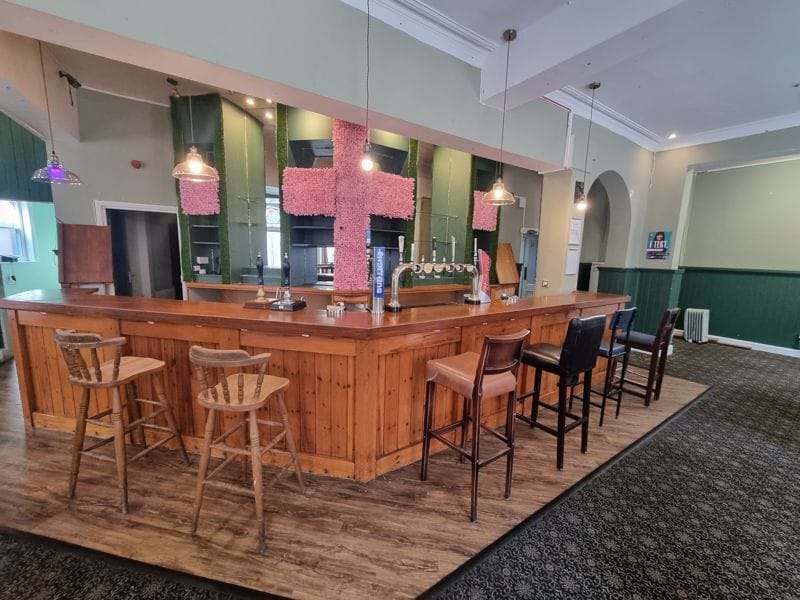 131-133 High St, Lowestoft for sale Interior Photo- Image 1 of 6