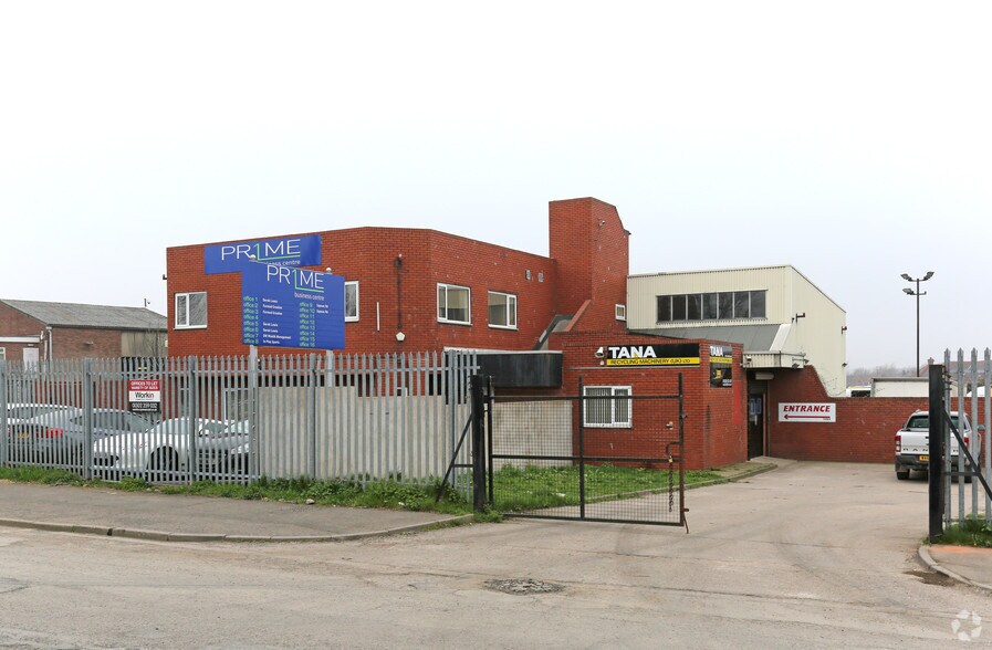 Millfield Rd, Doncaster à louer - Photo du bâtiment - Image 2 de 12