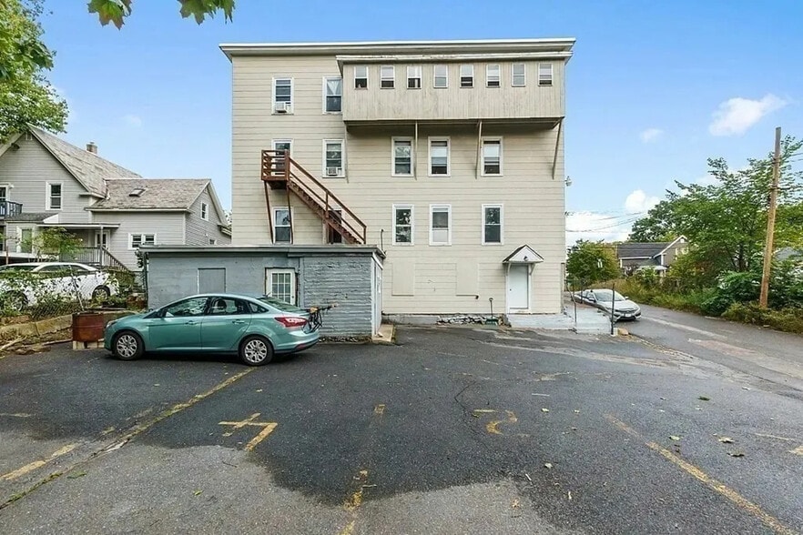 113 Spruce St, Leominster, MA for sale - Building Photo - Image 3 of 18