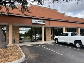 4325 Lynx Paw Trail, Valrico, FL à louer Photo intérieure- Image 1 de 9