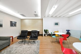 85 Bourke Rd, Alexandria à louer Photo intérieure- Image 2 de 3