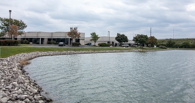 651 Lakeview Plaza Blvd, Worthington, OH for lease - Building Photo - Image 3 of 12